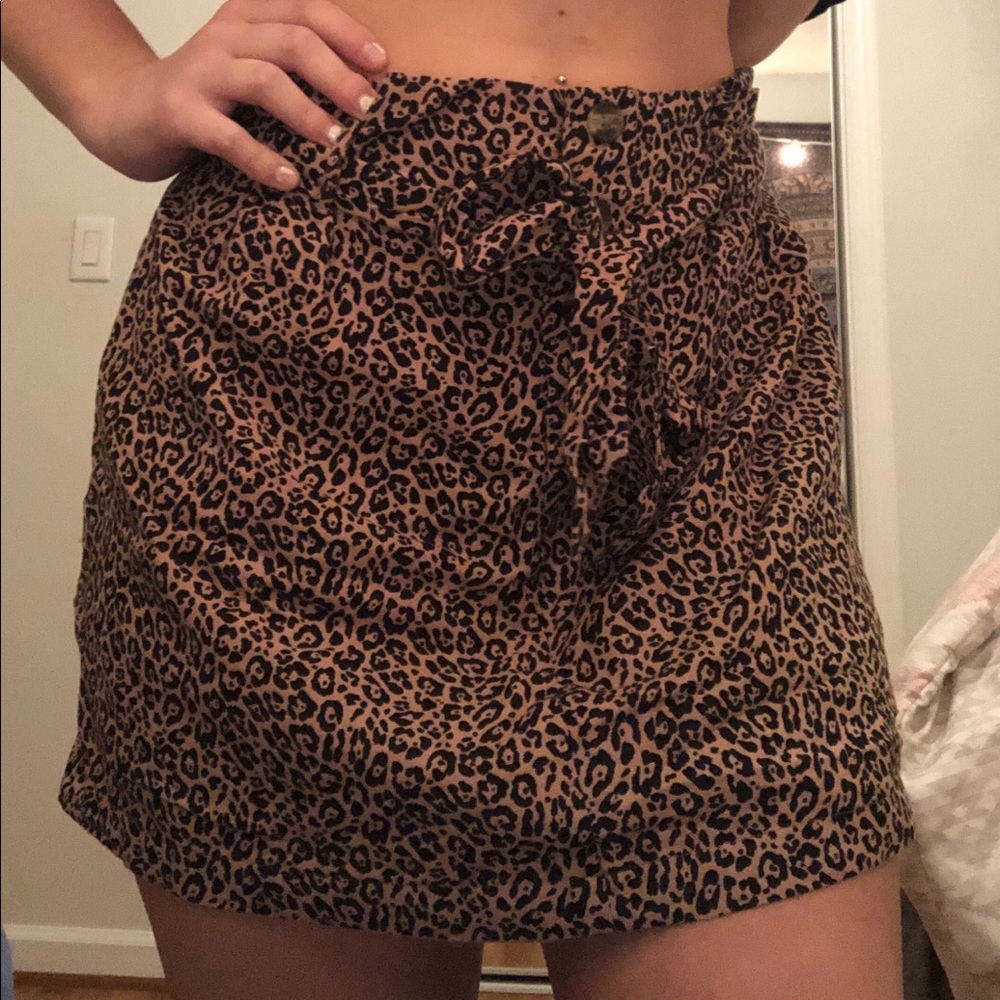 American Eagle Cheetah Skirt